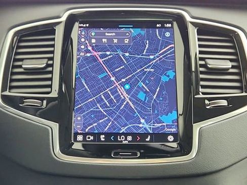 Used 2025 Volvo XC90 B6 Ultra w/ Protection Package Premier AWD/4WD image 18