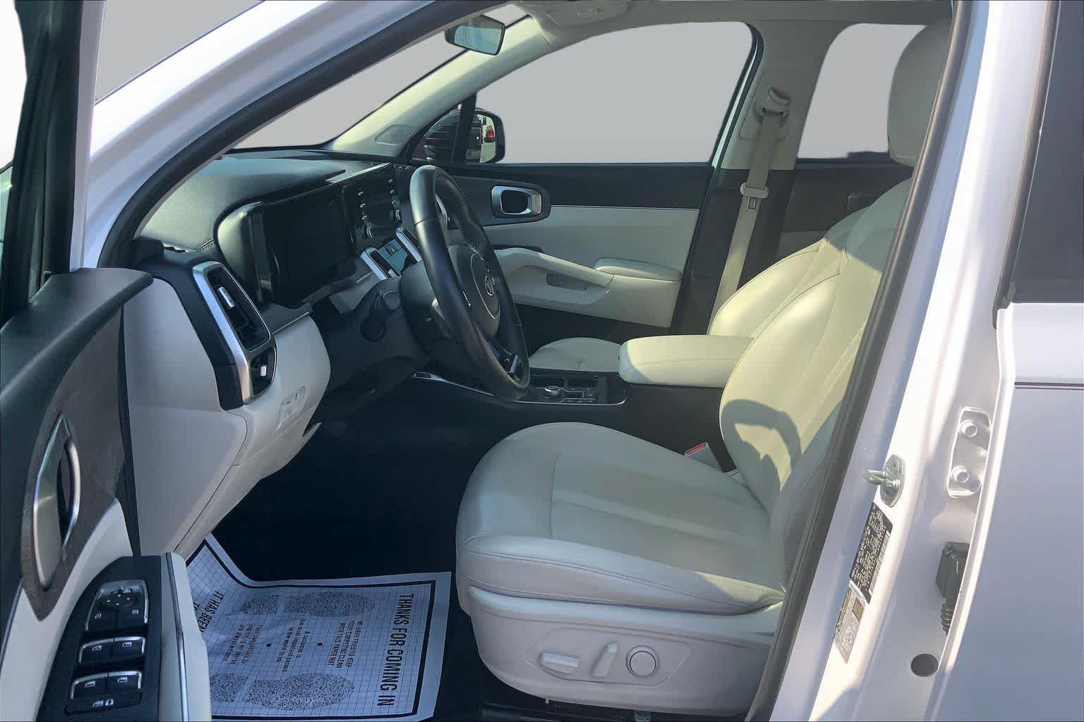 Used 2021 Kia Sorento EX FWD image 7