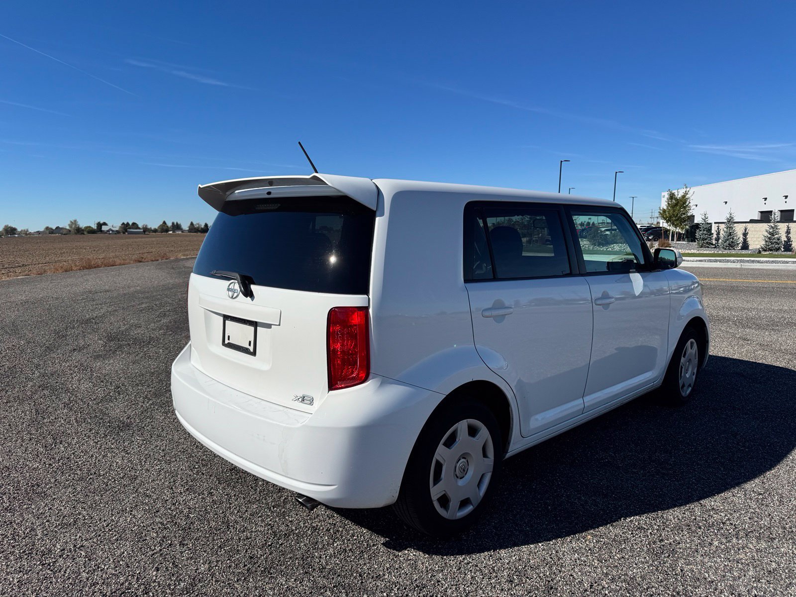 Used 2008 Scion xB FWD image 5