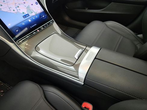 Used 2023 Mercedes-Benz C 300 Sedan image 11
