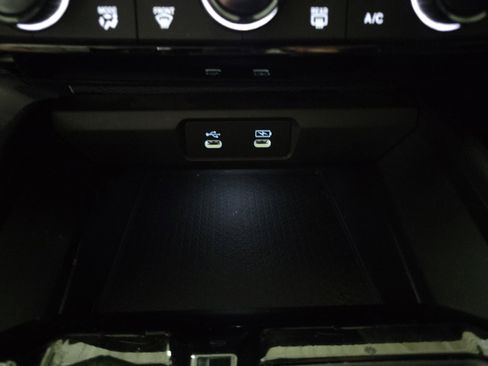 Used 2024 Honda Accord Sport image 25