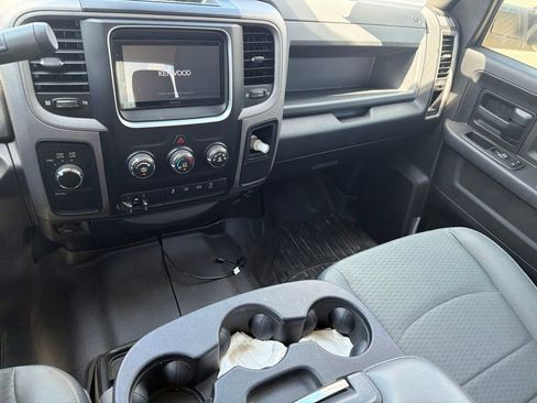 Used 2018 RAM 2500 Tradesman w/ Chrome Appearance Group AWD/4WD image 15