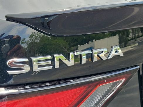 Certified 2024 Nissan Sentra SR FWD image 14