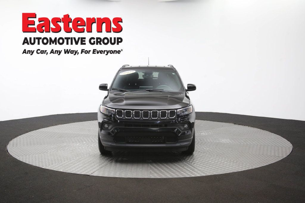 Used 2024 Jeep Compass Latitude AWD/4WD image 54