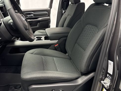 New 2026 RAM 1500 Big Horn AWD/4WD image 9
