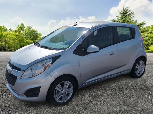 Used 2014 Chevrolet Spark LT image 3