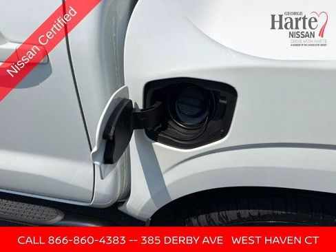 Certified 2024 Nissan Frontier SV w/ Tow Package AWD/4WD image 23