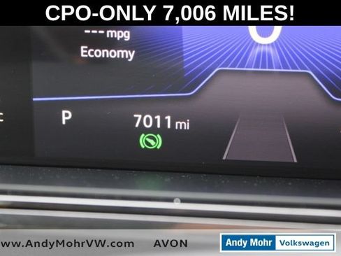 Used 2025 Volkswagen Taos S AWD/4WD image 31