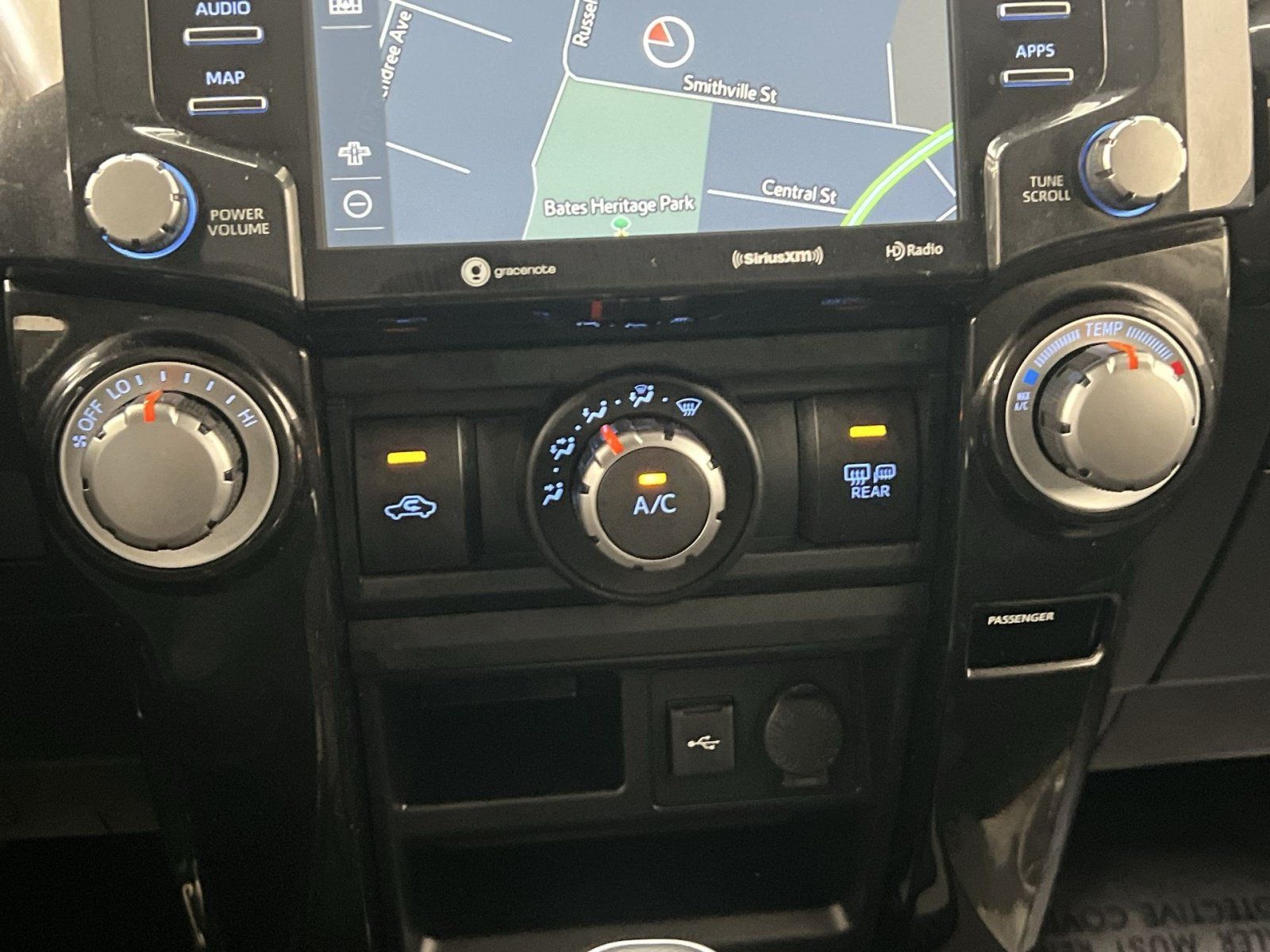 Used 2020 Toyota 4Runner TRD Off-Road Premium w/ Moonroof Package AWD/4WD image 20