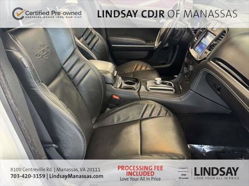 Certified 2023 Chrysler 300 C RWD image 12