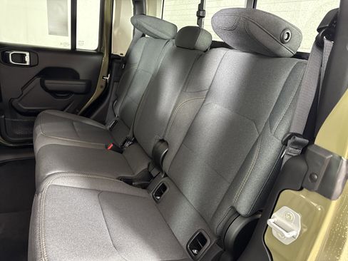 New 2026 Jeep Gladiator Sport image 13