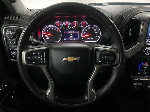 Used 2020 Chevrolet Silverado 1500 LT w/ All-Star Edition image 17
