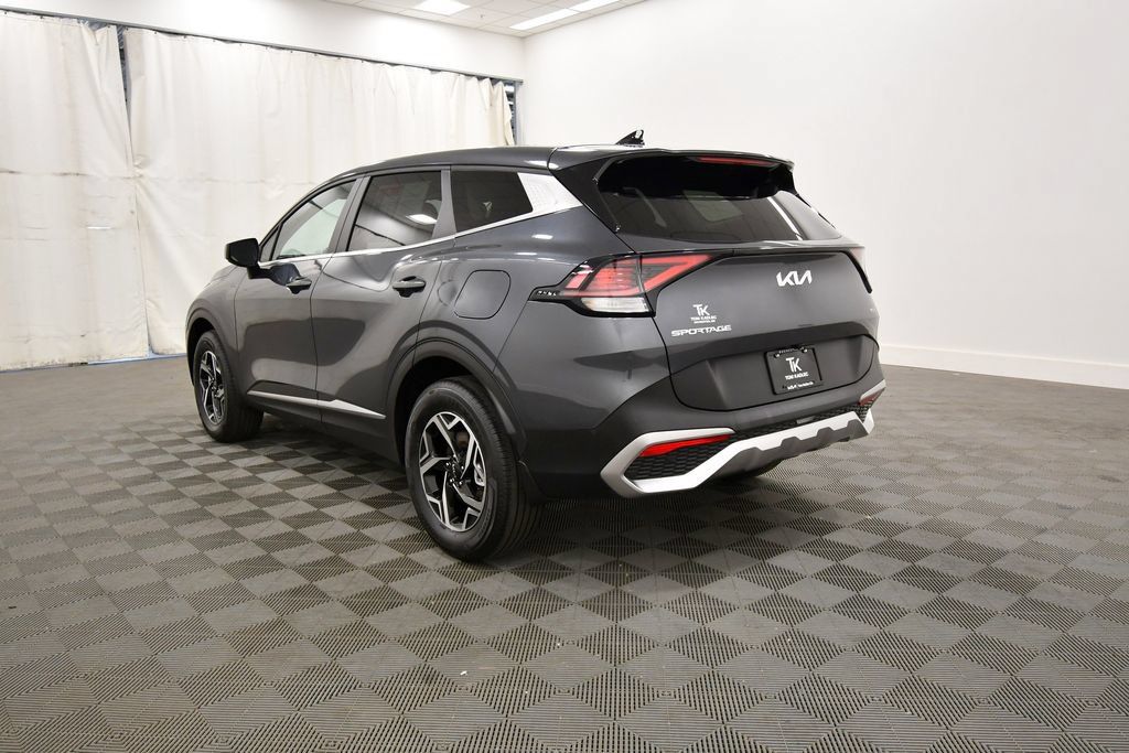 Certified 2023 Kia Sportage LX AWD/4WD image 5