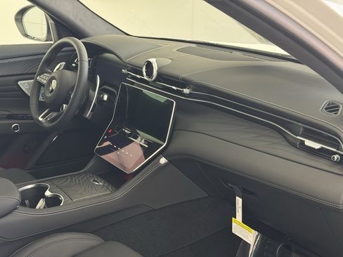 New 2025 Maserati Grecale GT image 44