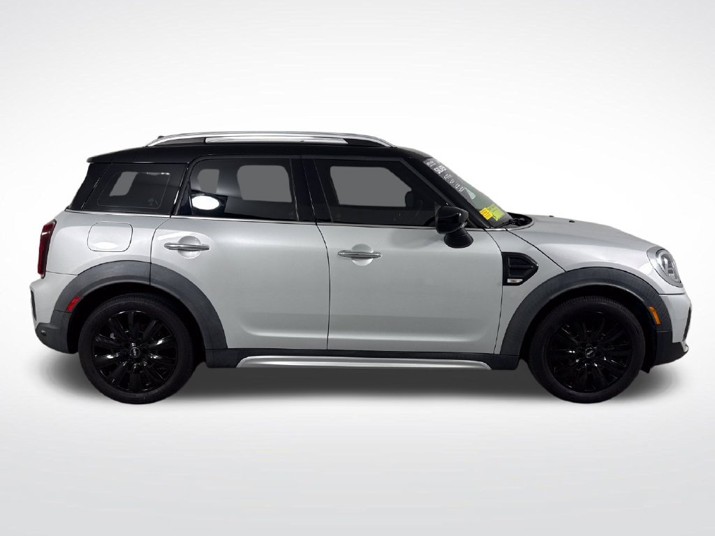 Used 2022 MINI Cooper Countryman FWD image 2