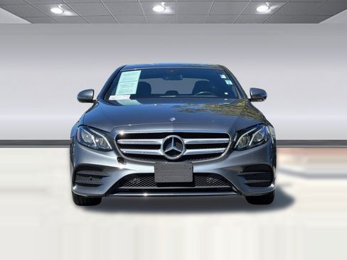 Used 2017 Mercedes-Benz E 300 image 5