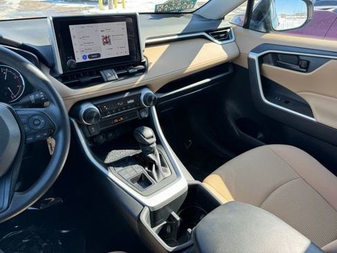 Certified 2025 Toyota RAV4 LE image 17