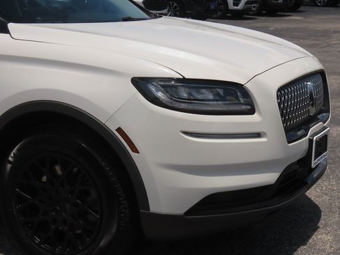 Used 2021 Lincoln Nautilus Reserve FWD image 6