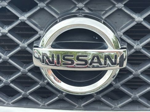 Used 2018 Nissan Frontier SV RWD image 26