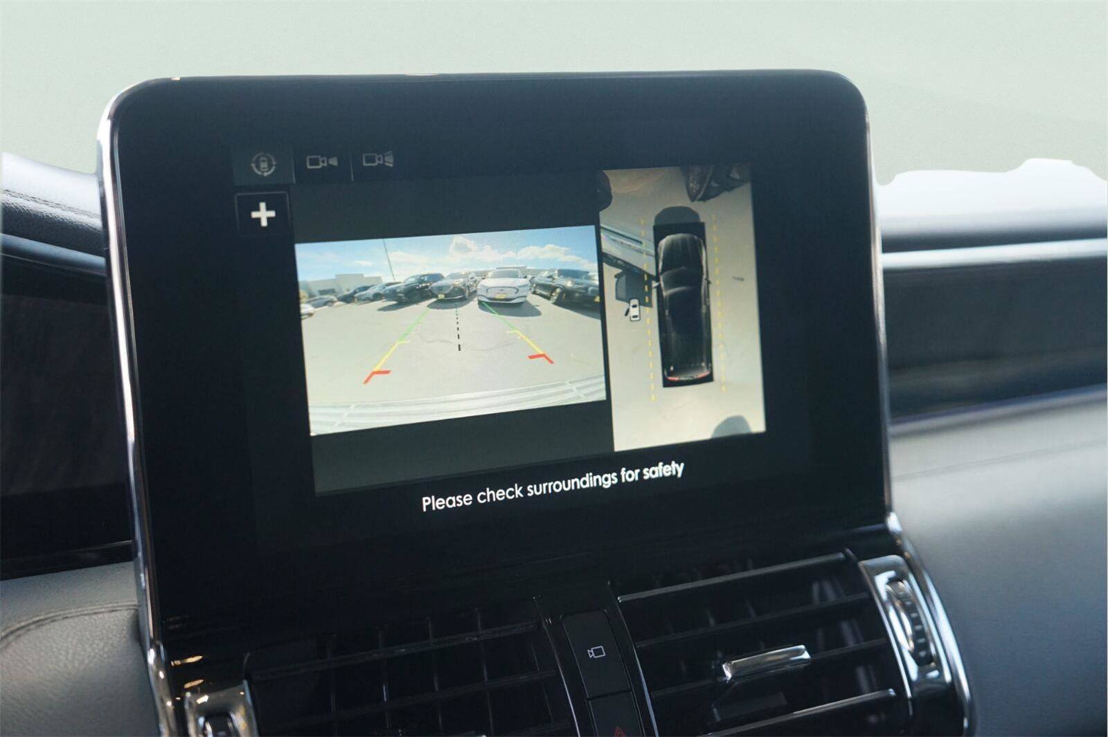 Used 2019 Lincoln Navigator L Select w/ Technology Package RWD image 30