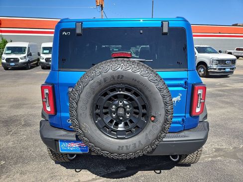 New 2026 Ford Bronco Badlands AWD/4WD image 10