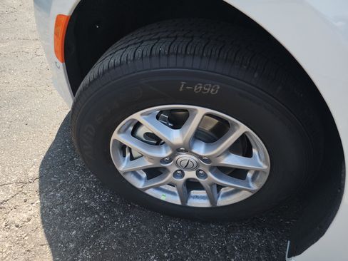 New 2026 Chrysler Pacifica Select image 34