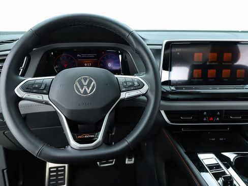 New 2026 Volkswagen Atlas Peak Edition image 20