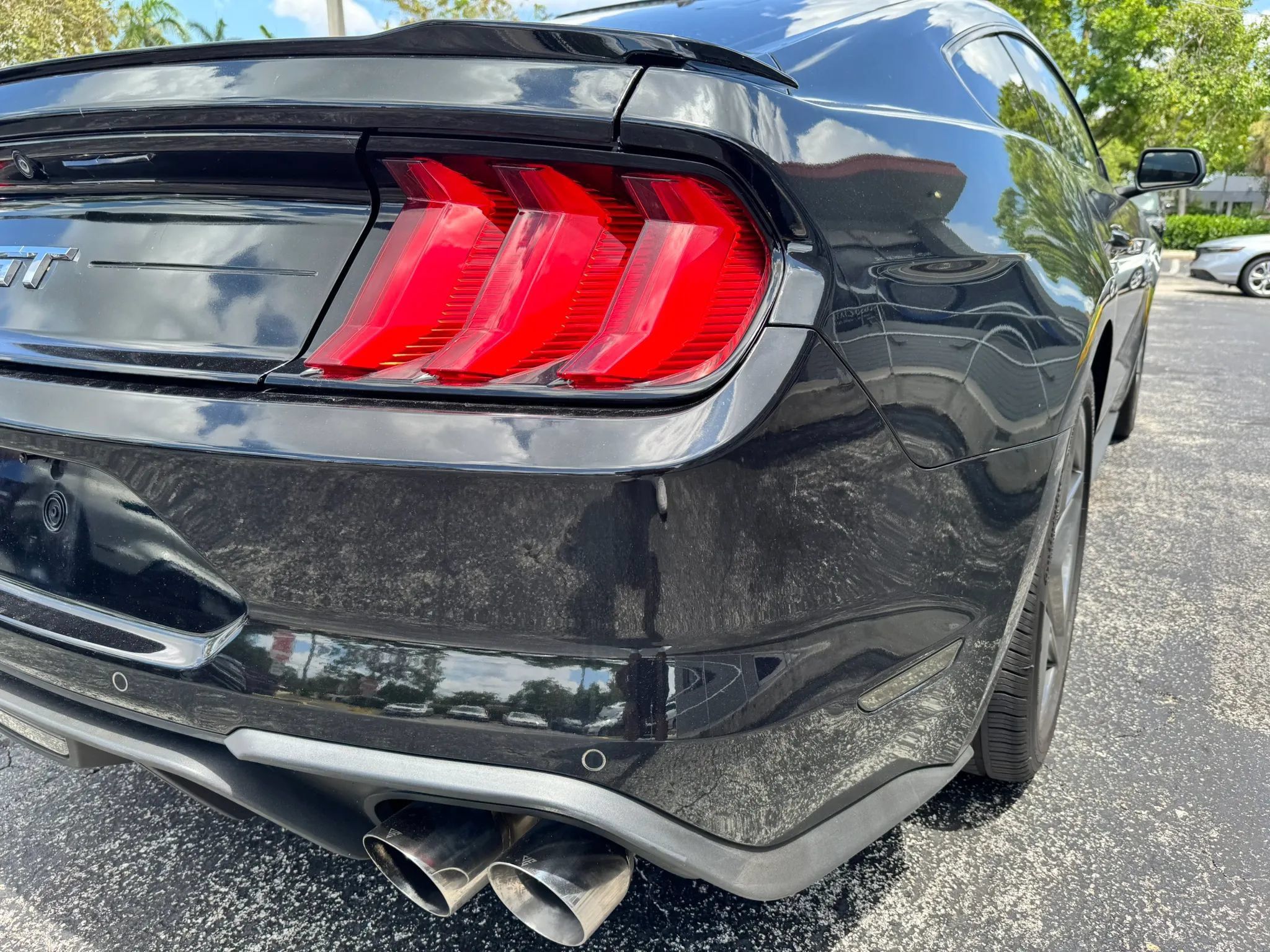Used 2021 Ford Mustang GT RWD image 13
