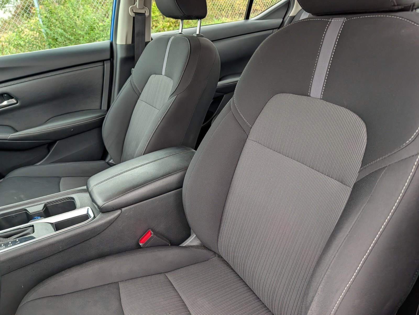 Used 2024 Nissan Sentra SV FWD image 19