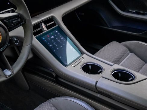 Used 2021 Porsche Taycan Turbo S image 13