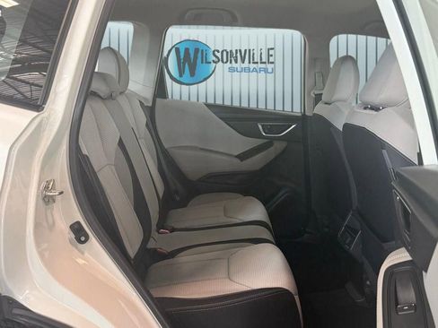 Used 2022 Subaru Forester AWD/4WD image 7