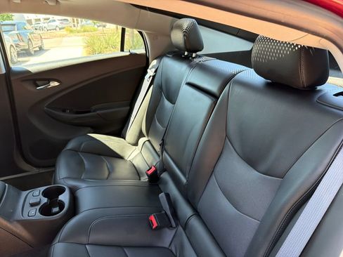 Used 2017 Chevrolet Volt Premier w/ Driver Confidence II Package FWD image 32