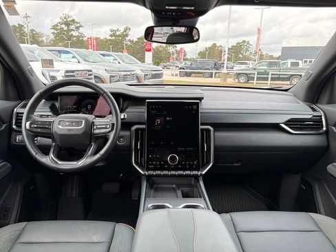 Used 2025 GMC Acadia AT4 w/ LPO, Floor Liner Package image 17