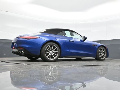 Used 2023 Mercedes-Benz SL 43 AMG image 37