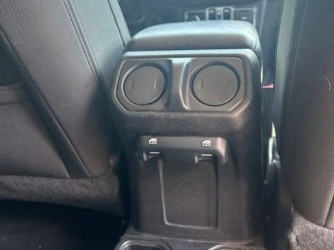 Used 2020 Jeep Wrangler Unlimited Sport S AWD/4WD image 27