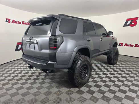 Used 2023 Toyota 4Runner SR5 Premium w/ Moonroof Package RWD image 7