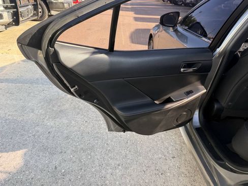 Used 2016 Lexus IS 200t w/ F Sport Package RWD image 14