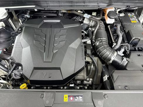 Certified 2024 Kia Carnival EX FWD image 36