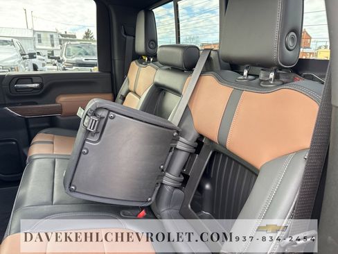 Used 2023 Chevrolet Silverado 3500 High Country w/ Z71 Off-Road Package image 21
