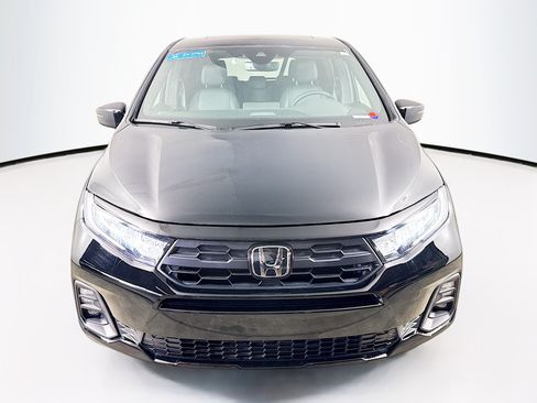 Used 2026 Honda Odyssey Sport-L image 3