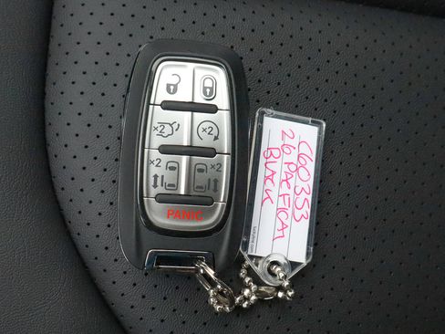 New 2026 Chrysler Pacifica Select image 35