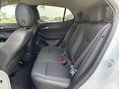 Used 2025 Buick Encore GX Preferred FWD image 21