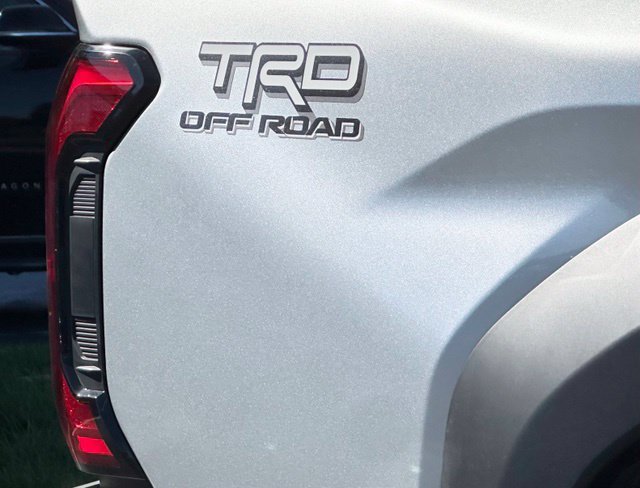 Used 2025 Toyota Tacoma TRD Off-Road AWD/4WD image 14