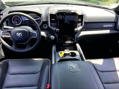 Used 2026 RAM 1500 Laramie AWD/4WD image 15