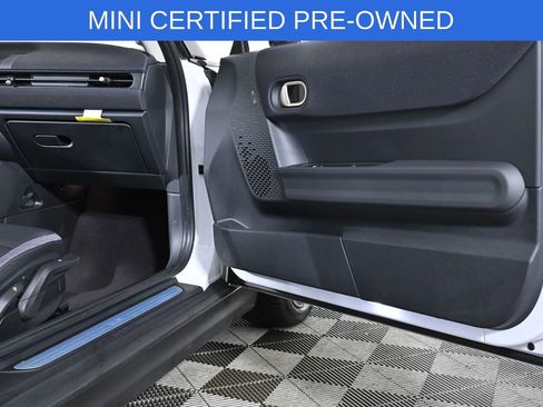 Used 2025 MINI Cooper S FWD image 30