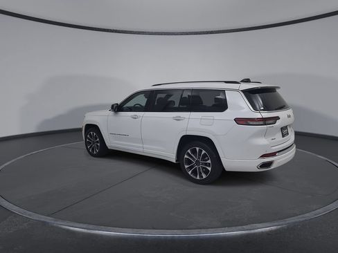Used 2023 Jeep Grand Cherokee L Overland AWD/4WD image 13