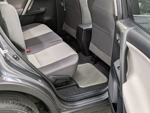 Used 2014 Toyota RAV4 XLE AWD/4WD image 23