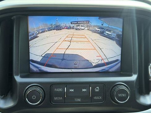 Used 2017 Chevrolet Colorado LT w/ LT Convenience Package image 16