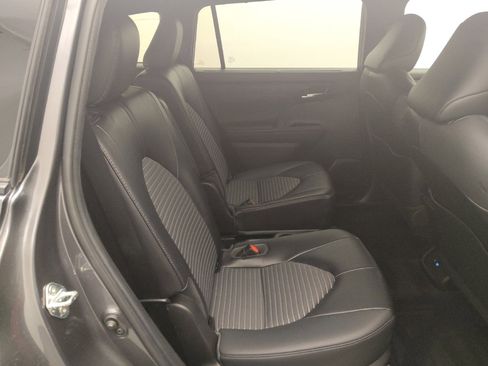 Used 2022 Toyota Highlander XSE image 19