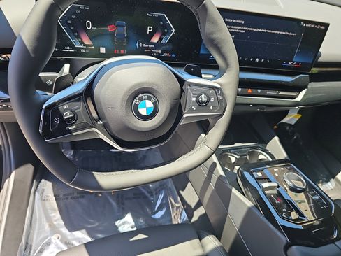 Certified 2026 BMW 530i w/ Premium Package RWD image 18